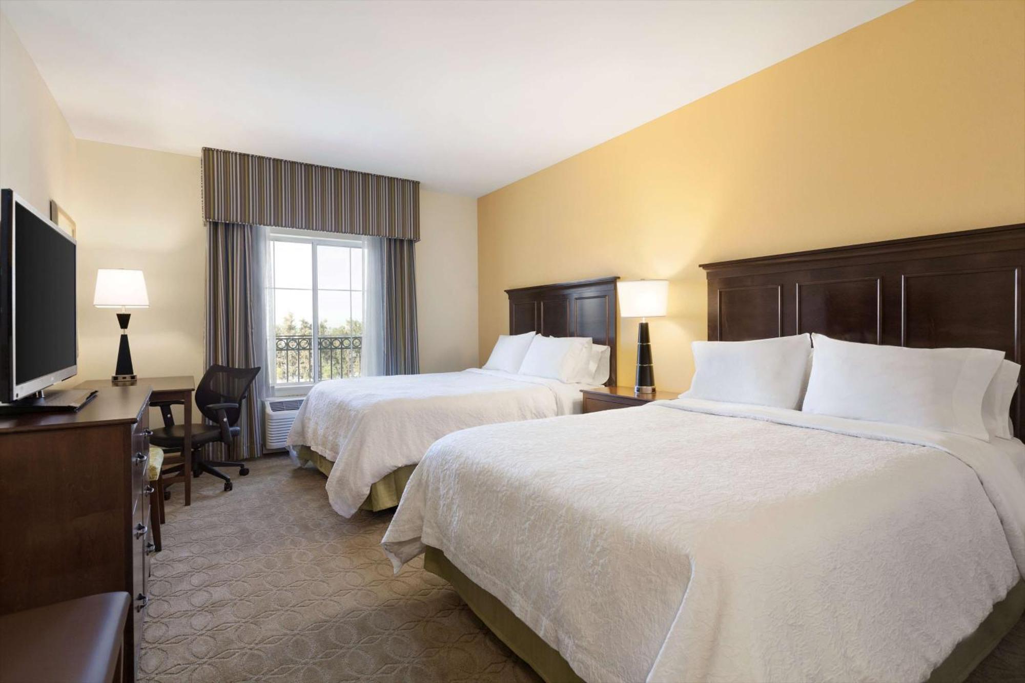 Queen Studio Suite with Two Queen Beds - Non-Smoking,1552328050:JPEG